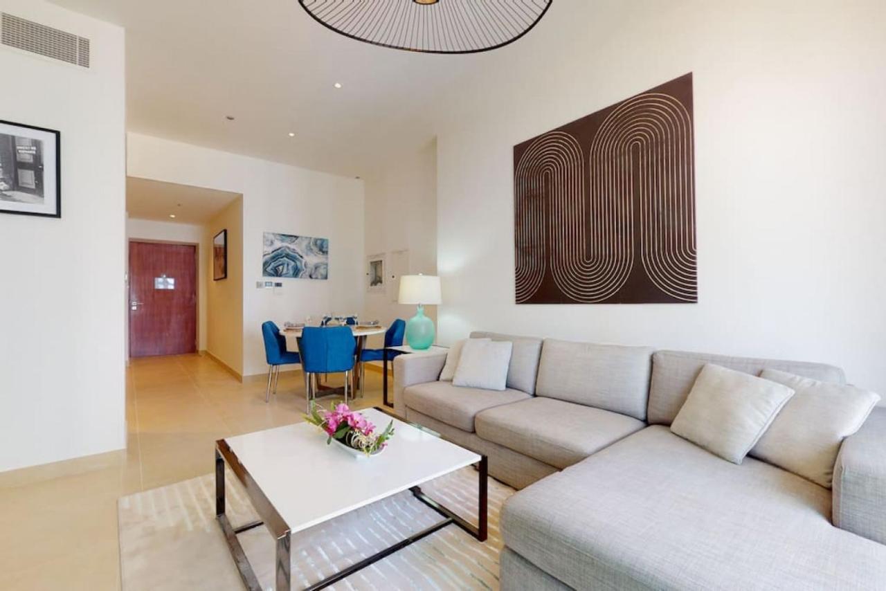 Marina Gate 1, Marina - Chic One Bedroom Apartment Dubai