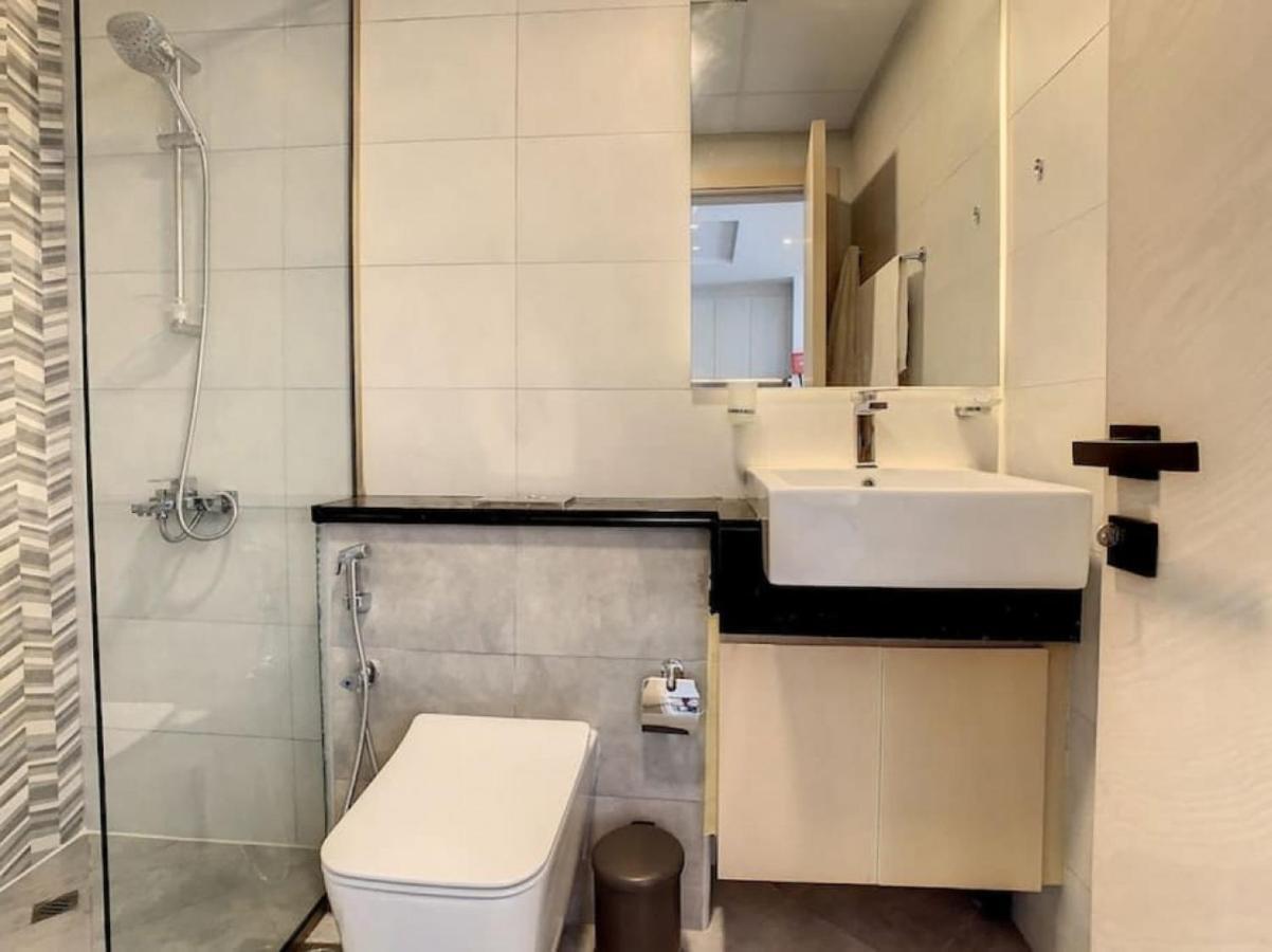 Apartment Key View - Binghatti Avenue, Al Jaddaf