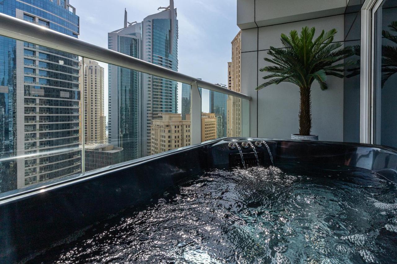 Exclusive Marina With Private Jacuzzi Apartment