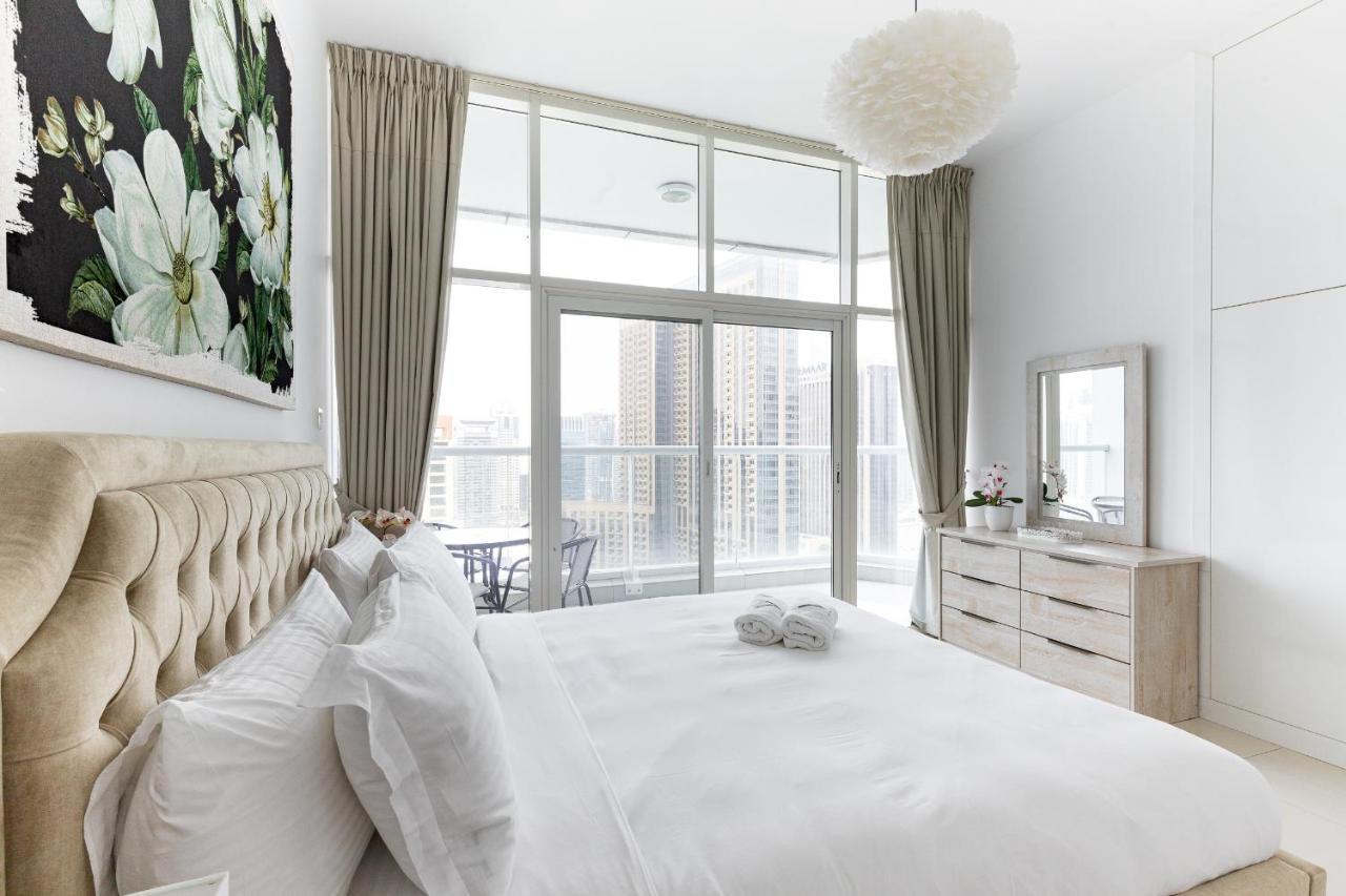 Apartment Exclusive Marina With Private Jacuzzi Dubai
