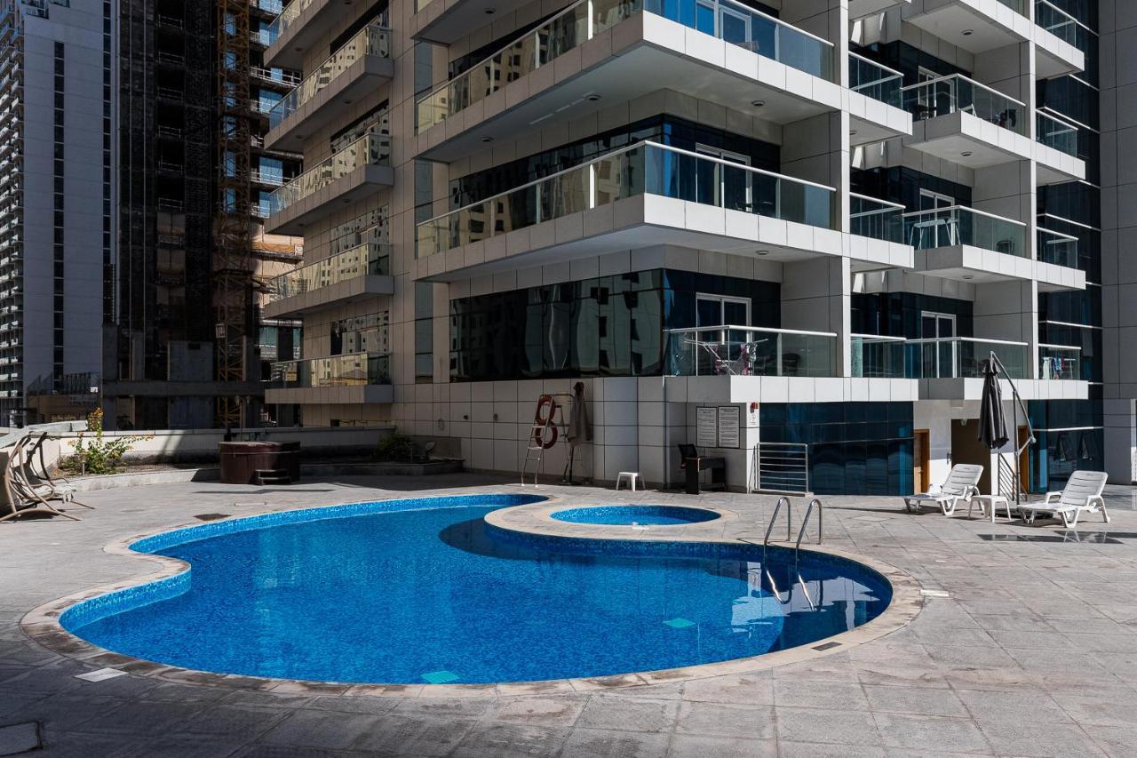 Apartment Exclusive Marina With Private Jacuzzi Dubai