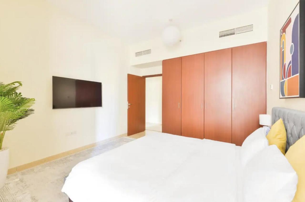 4 Bedroom In Jbr, Walk To The In 1 Minute, Sadaf 8 Dubai