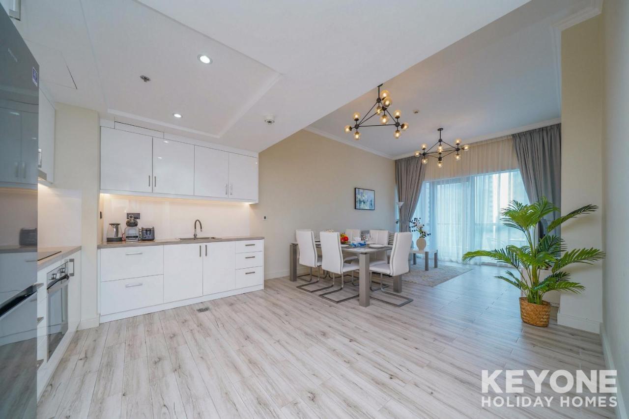 Daire Contemporary Two Bedroom With Full Marina View