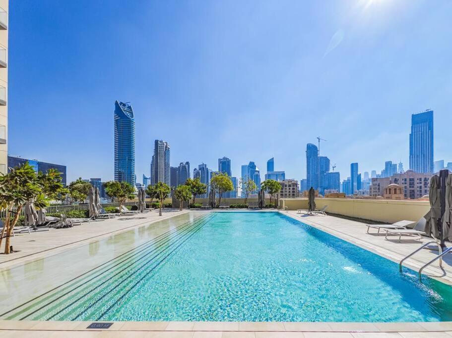 Downtown Decadence : A 1br Urban Sanctuary Apartment *