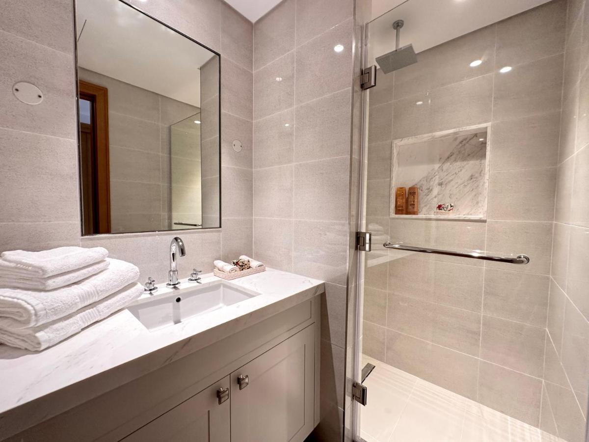 Opera Grand By Luxstay Holiday Homes Apartment Dubai