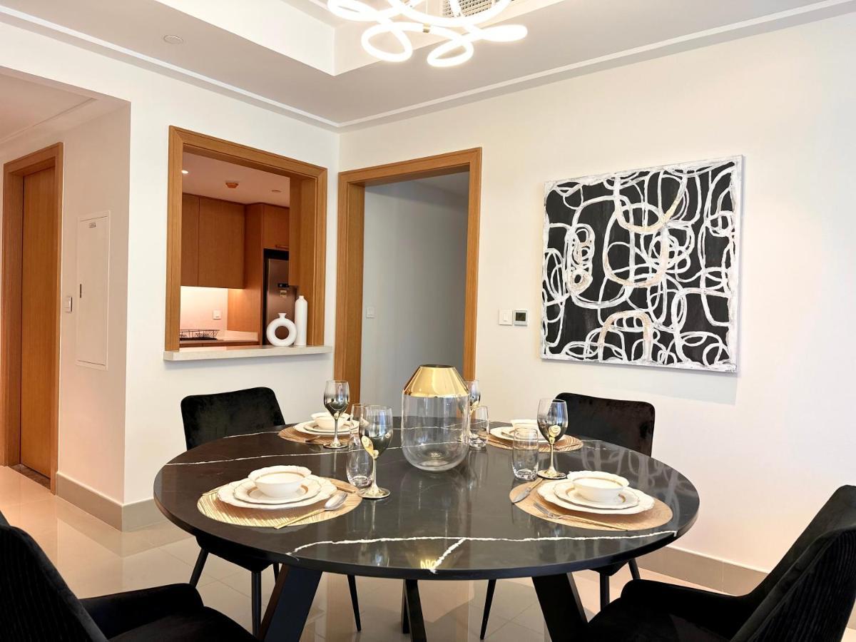 Opera Grand By Luxstay Holiday Homes Apartment