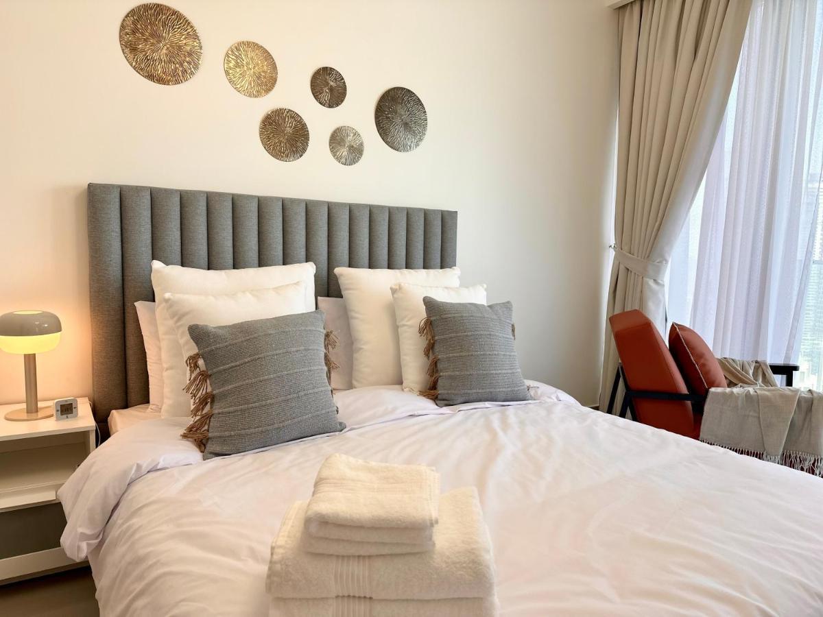 Opera Grand By Luxstay Holiday Homes