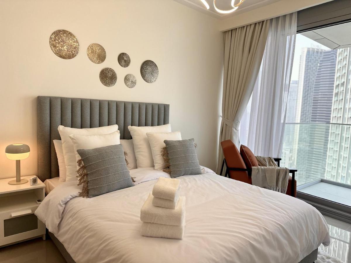 Opera Grand By Luxstay Holiday Homes Apartment