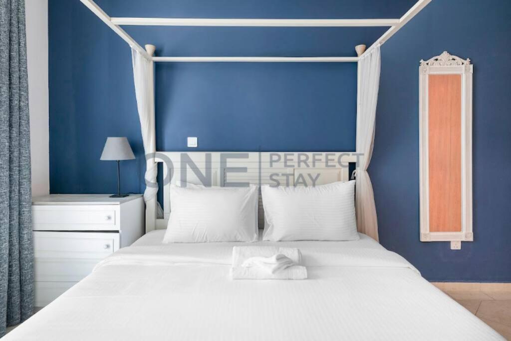 Apartment View Bills Included Fully Furnished *