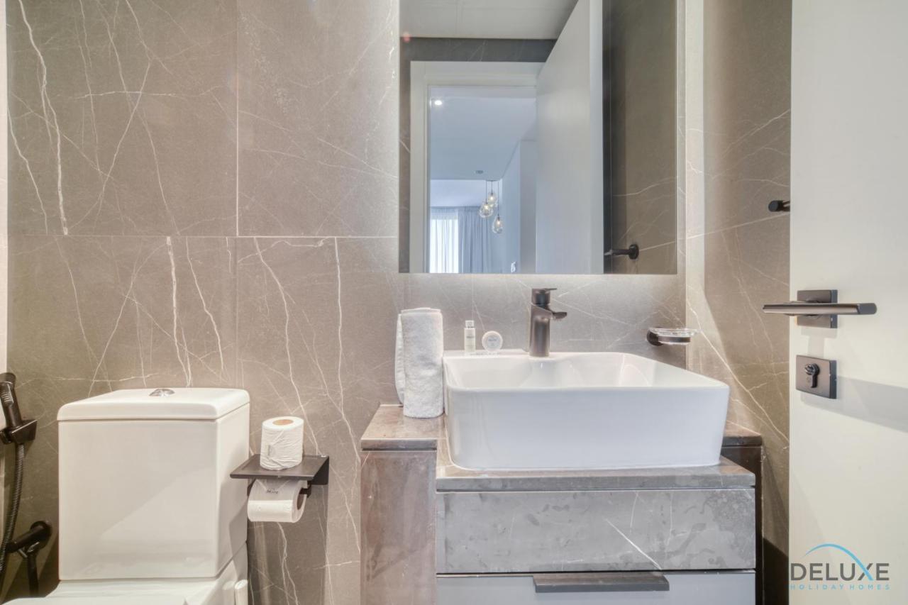 Apartment Placid 2br With Assistant At Mesk 1 Midtown Production By Deluxe Homes *