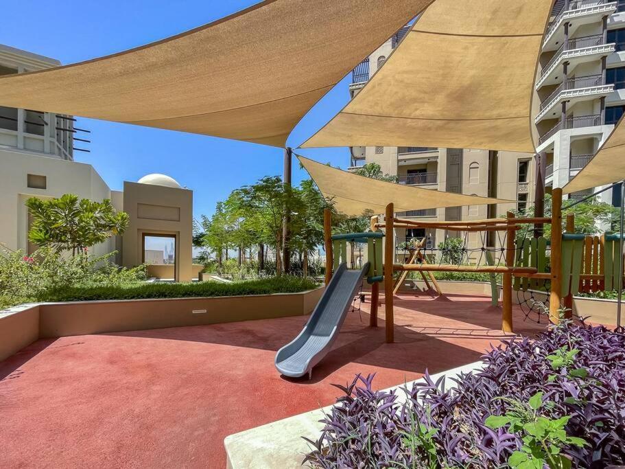 Vogue Jumeirah Living - Near Burj Al Arab & Apartment Dubai