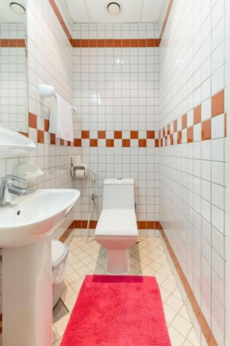 Apartment Near & Metro Dubai