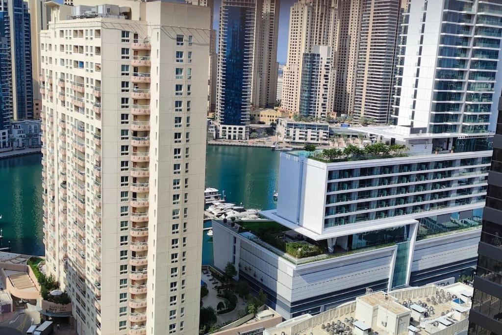 Near & Metro Dubai
