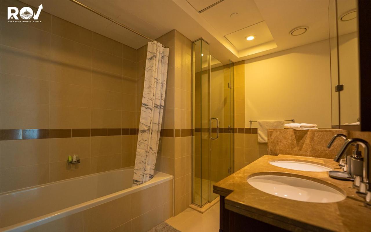 Luxury 2 Bedroom With Full Burj Khalifa View Apartment