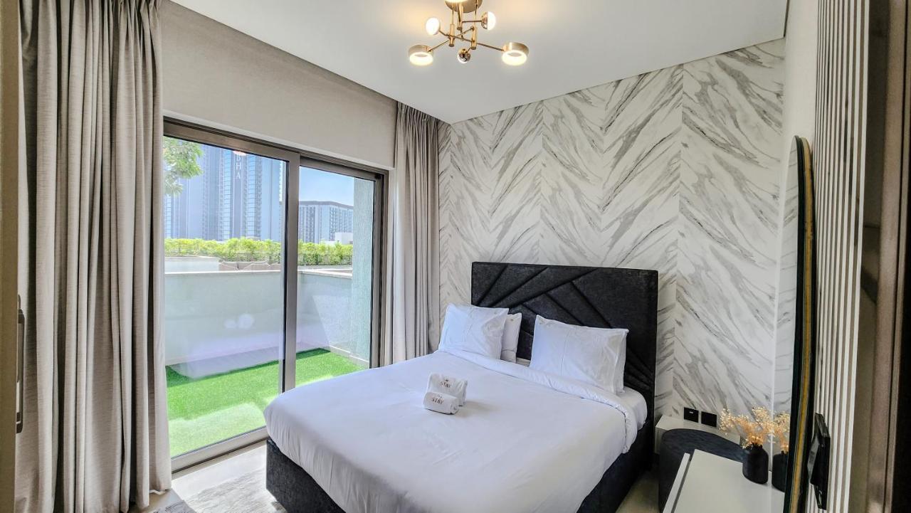 By Latinem Luxury 1br Study Cv B112 Near Burj Khalifa Apartment Dubai