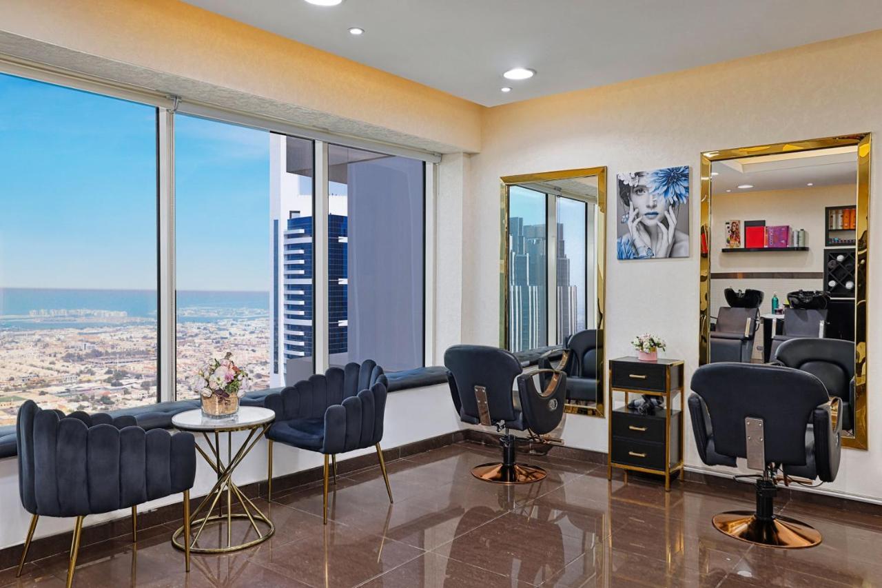 By Marriott Sheikh Zayed Road, Hotel 4*