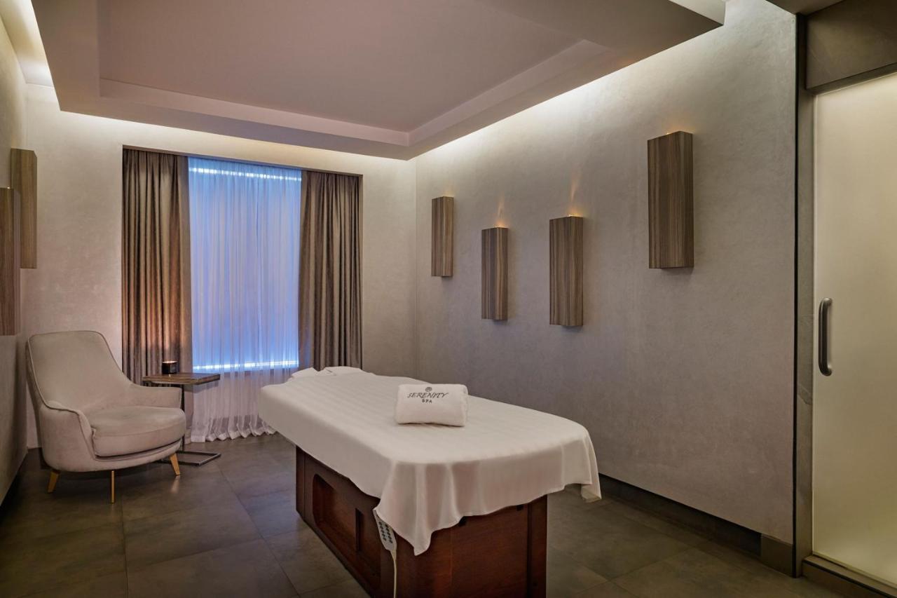 By Marriott Sheikh Zayed Road, 4*
