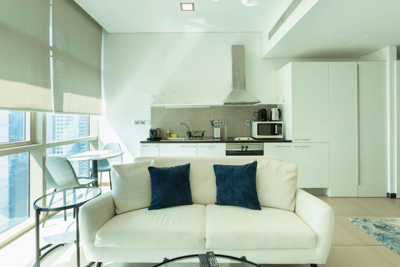 Apartment Nasma Luxury - White Haven With Charming Cityscape Views
