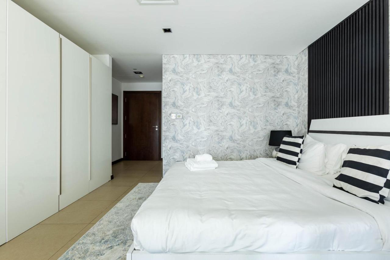 Nasma Luxury - White Haven With Charming Cityscape Views