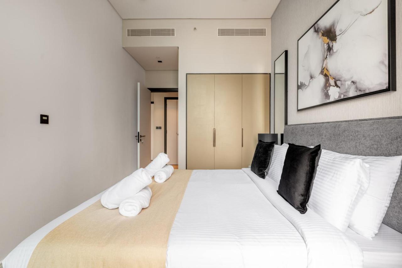 Downtown Ultra Luxury 1br - 15 Northside - Burj Khalifa View Apartment