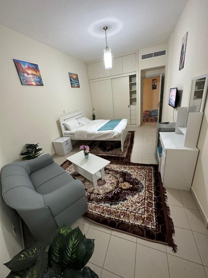 Dream House 226 R- 2 Apartment *