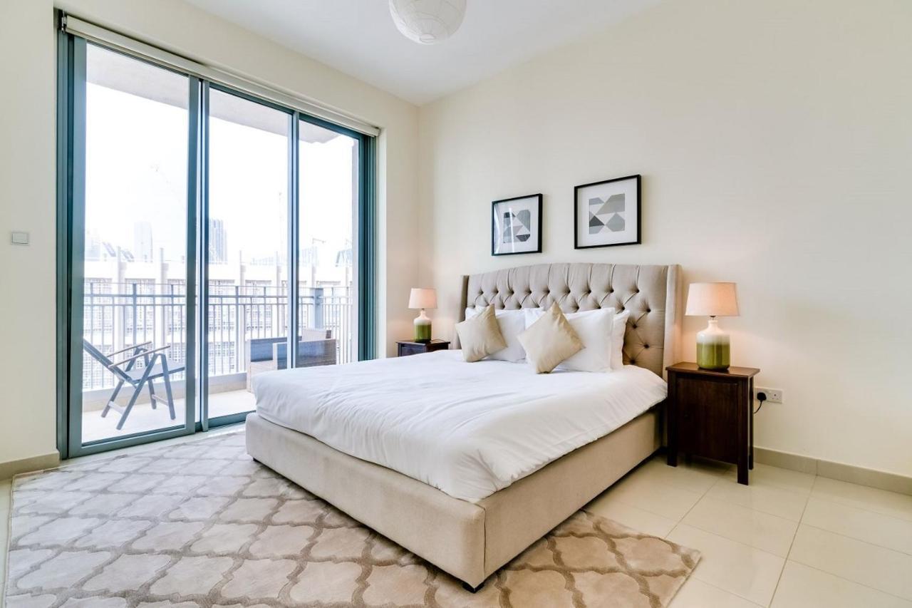Apartment Spacious 2br With Central Location At Standpoint Tower *