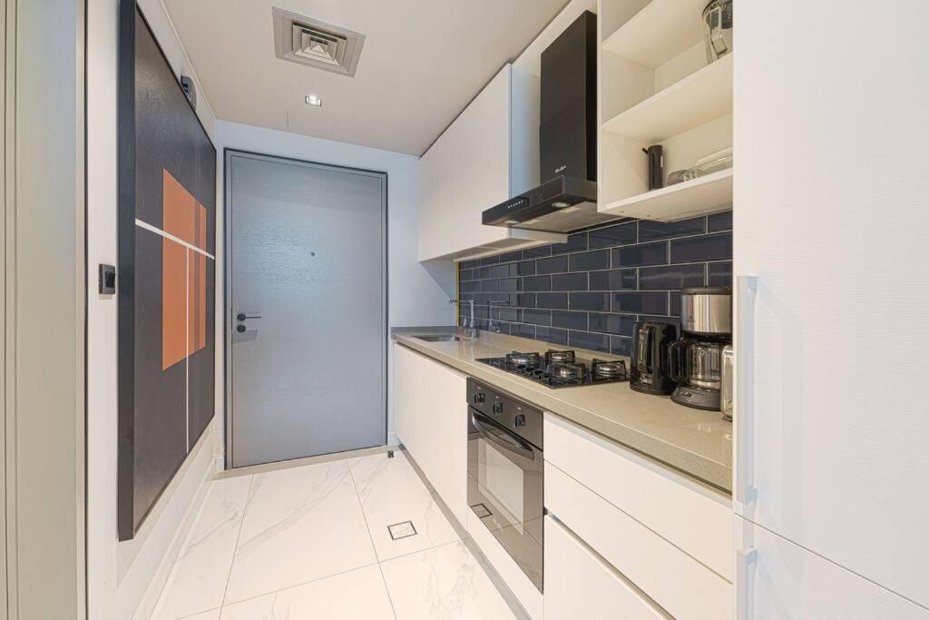 Luxury Mag 318 In The Heart Of Business Bay * Dubai