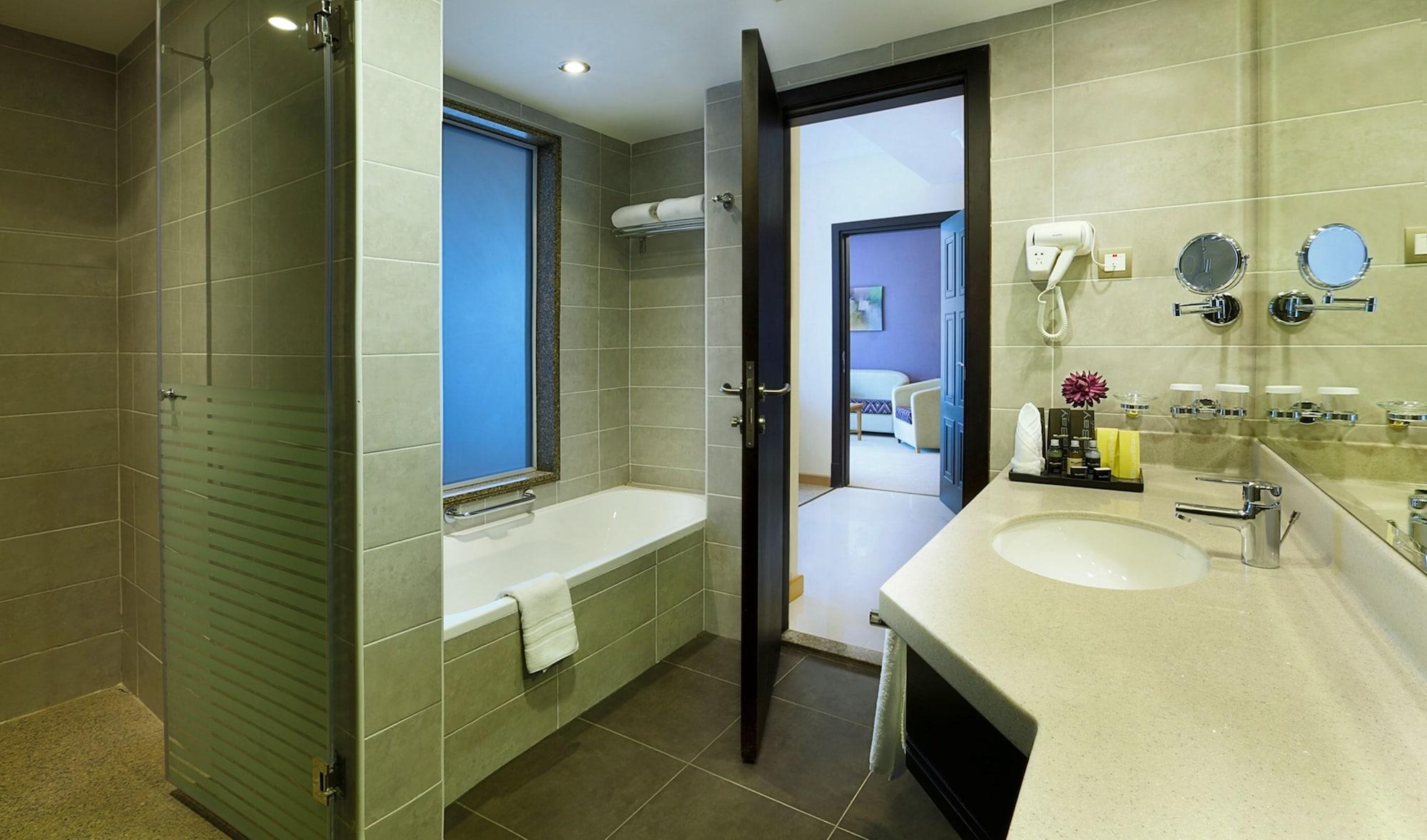 Armada Bluebay Dubai