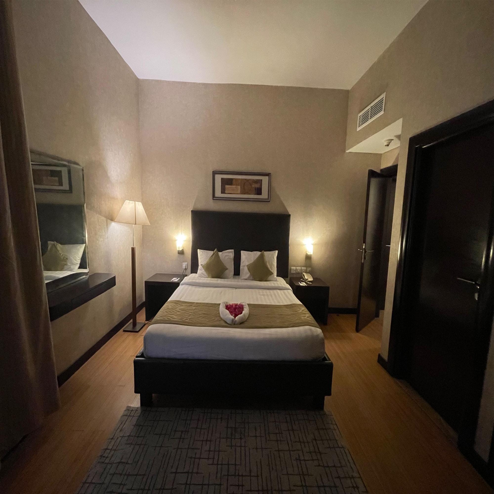 Tulip Creek 4*