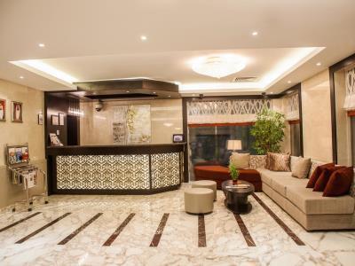 Xclusive 4*