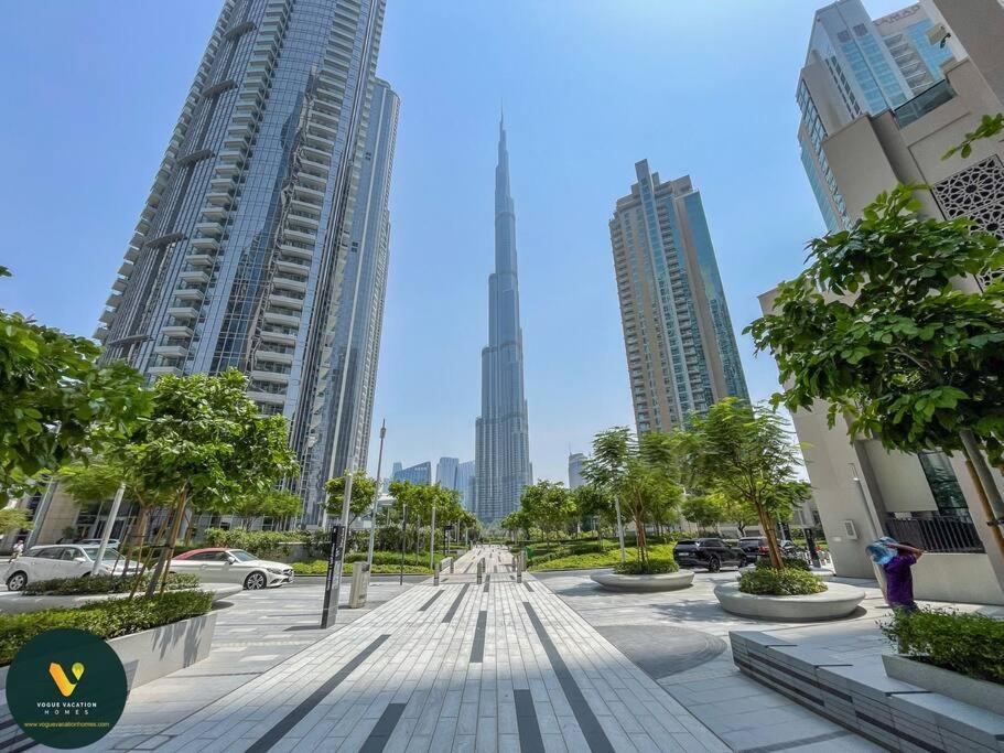 Vogue Downtown - Act 1 Act 2 * Dubai