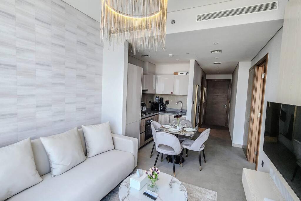 By Latinem Luxury 1br Holiday W1208 Near Burj Khalifa Apartment *