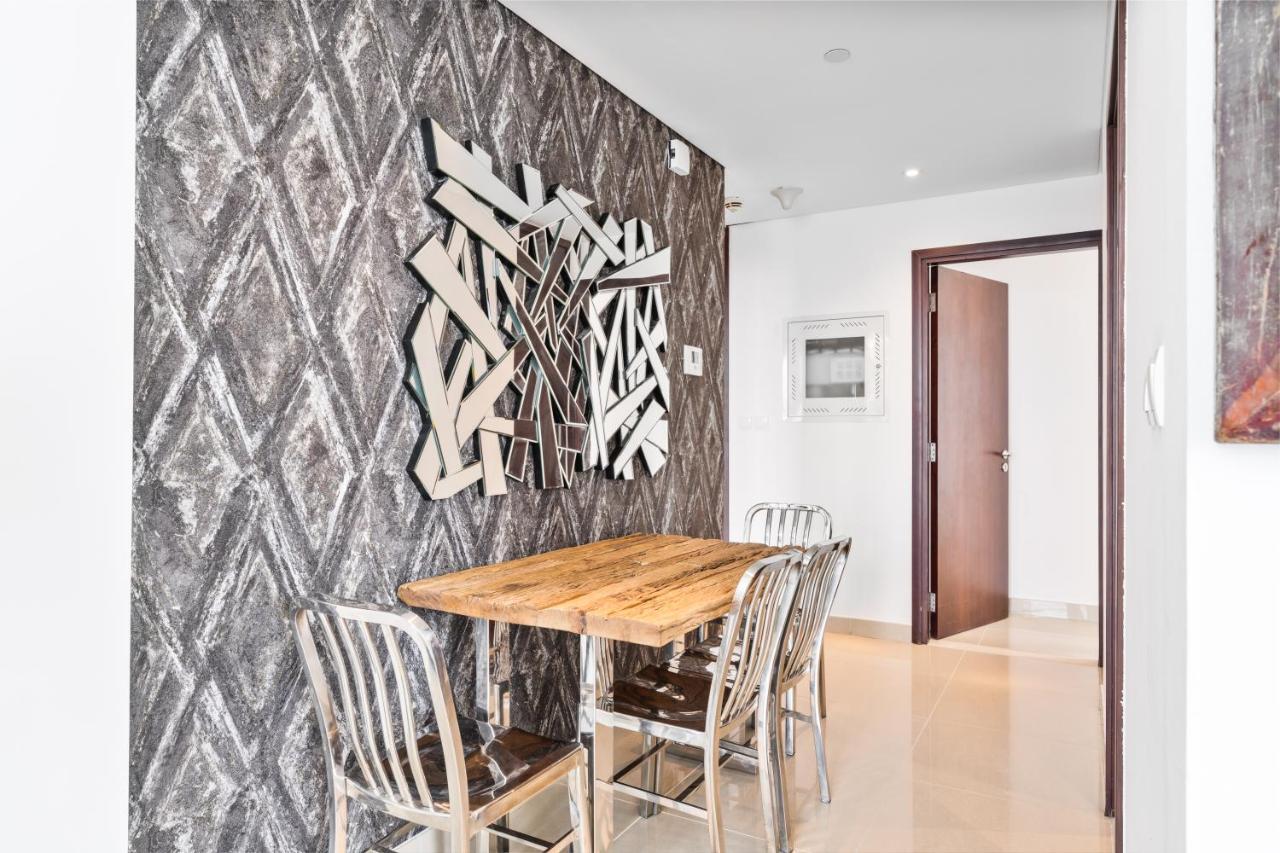 Luxury 2br Oasis With Stunning Burj & Fountain Views 4004 Apartamento Dubai