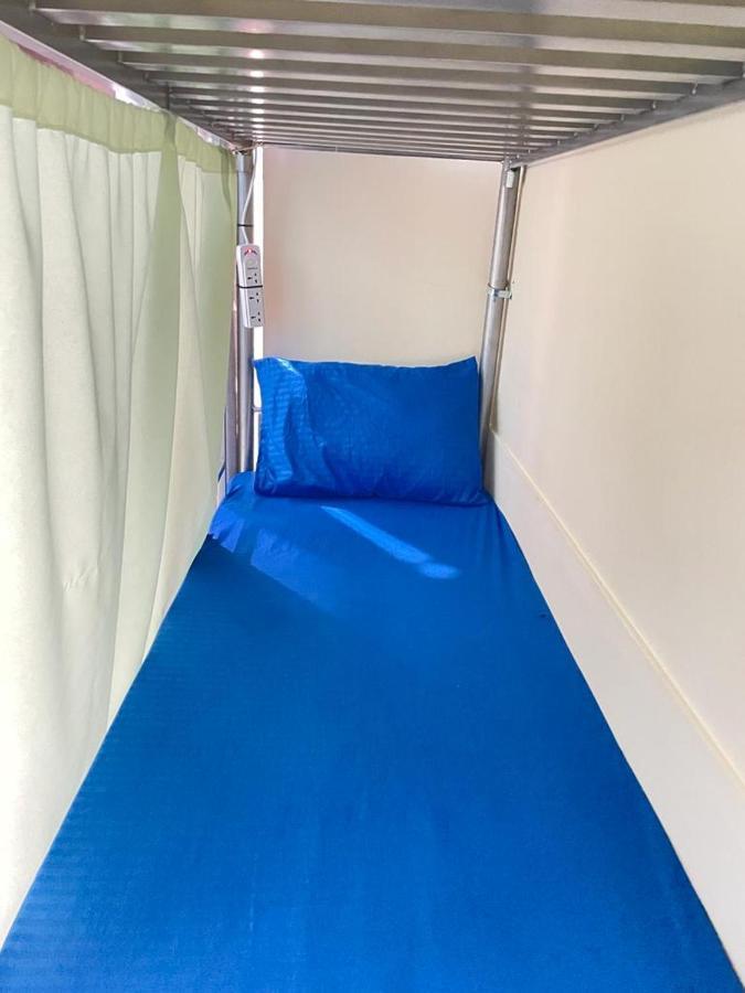 Al Raea Hostels Near Adcb Metro Station *