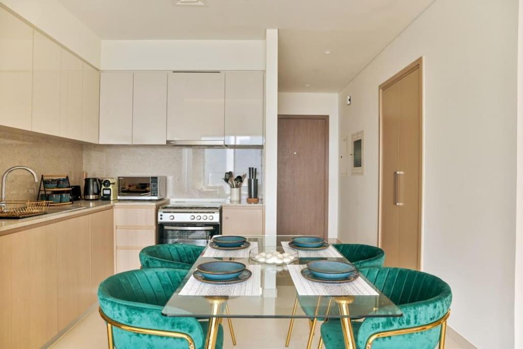 Apartamento Luxury 2br High Floor Apt. W/ Burj Khalifa View With Laser Light Show And Dancing Fountain View Dubai