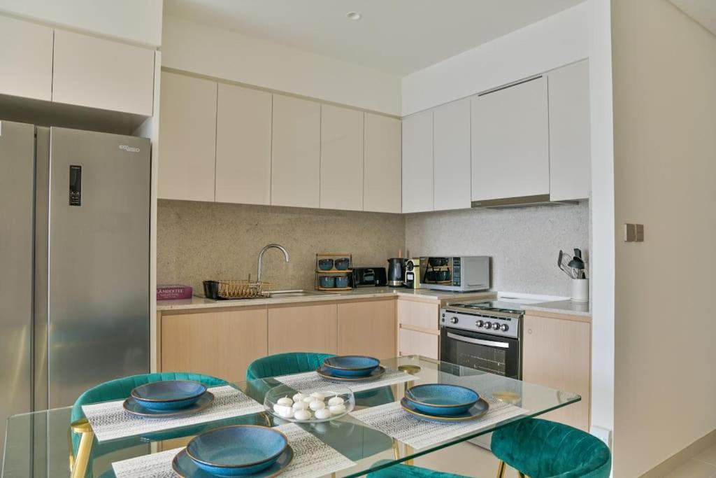 Apartamento Luxury 2br High Floor Apt. W/ Burj Khalifa View With Laser Light Show And Dancing Fountain View Dubai