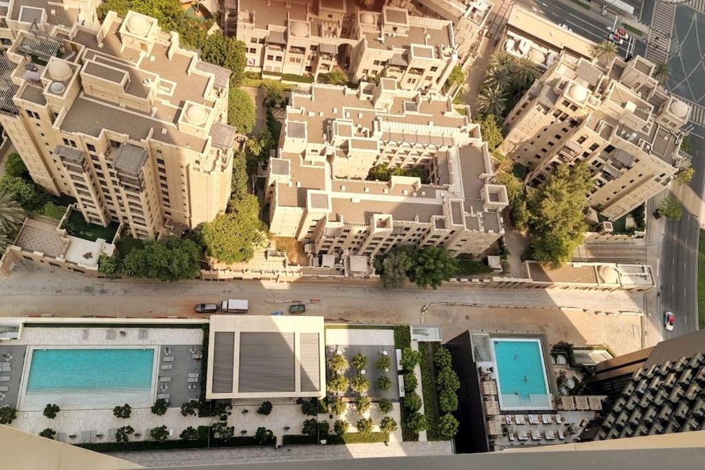 Luxury 2br High Floor Apt. W/ Burj Khalifa View With Laser Light Show And Dancing Fountain View Apartamento Dubai