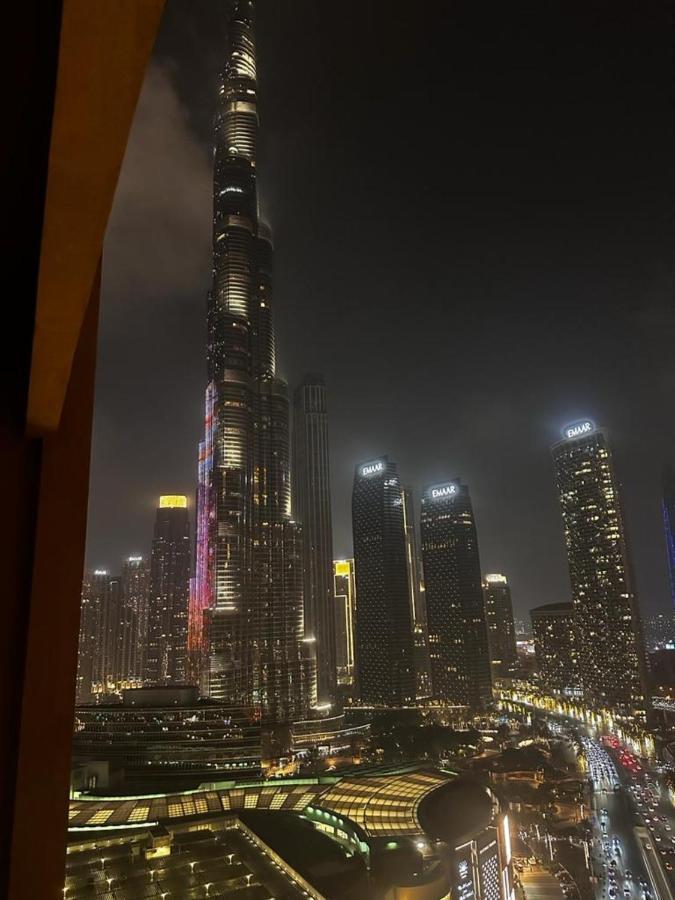 Mall Fashion Avenue Burj Khalifa View Residence- Formerly Address Mall *