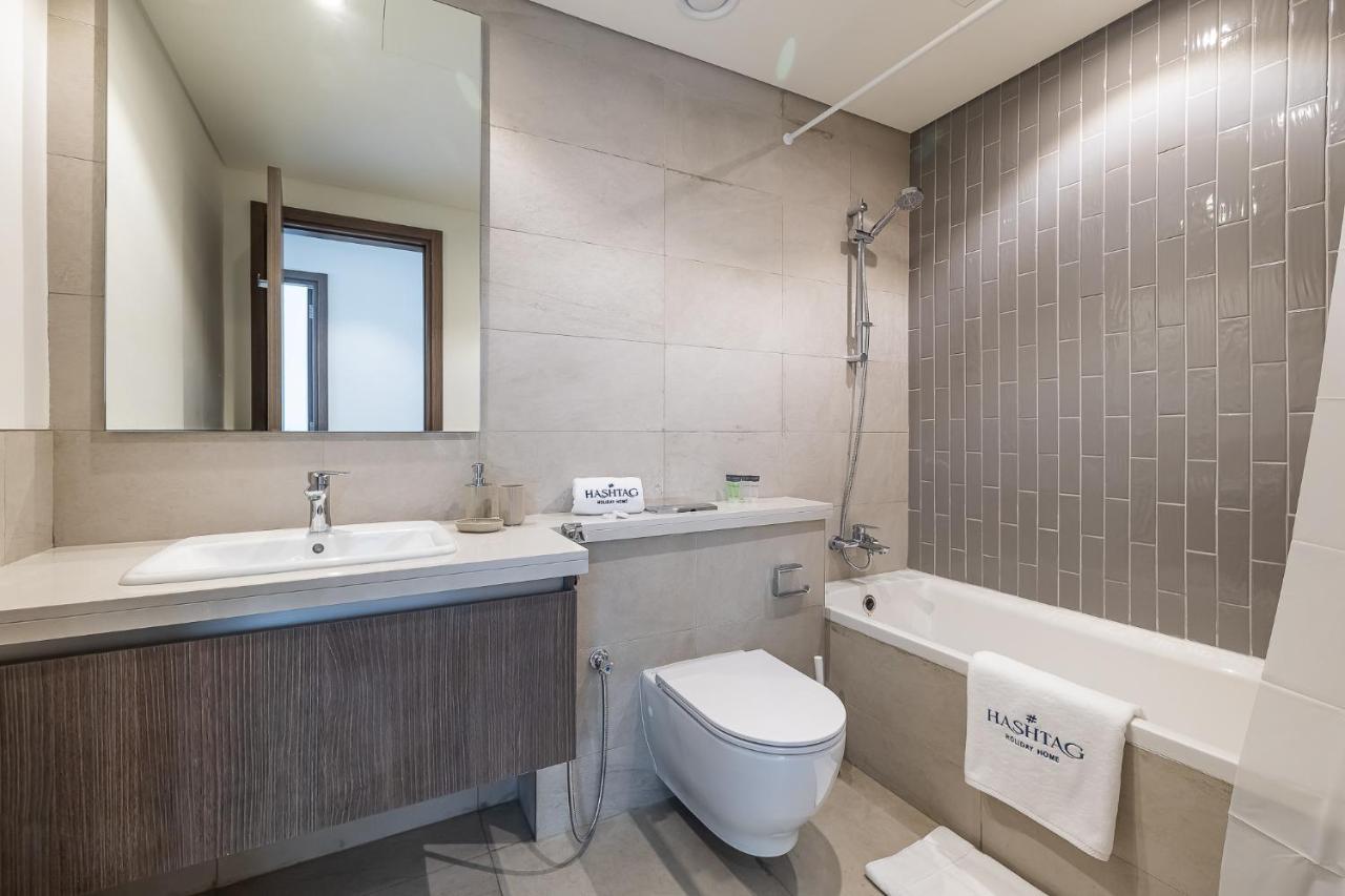 Exclusive Spacious I Garden I Maid Holiday home *