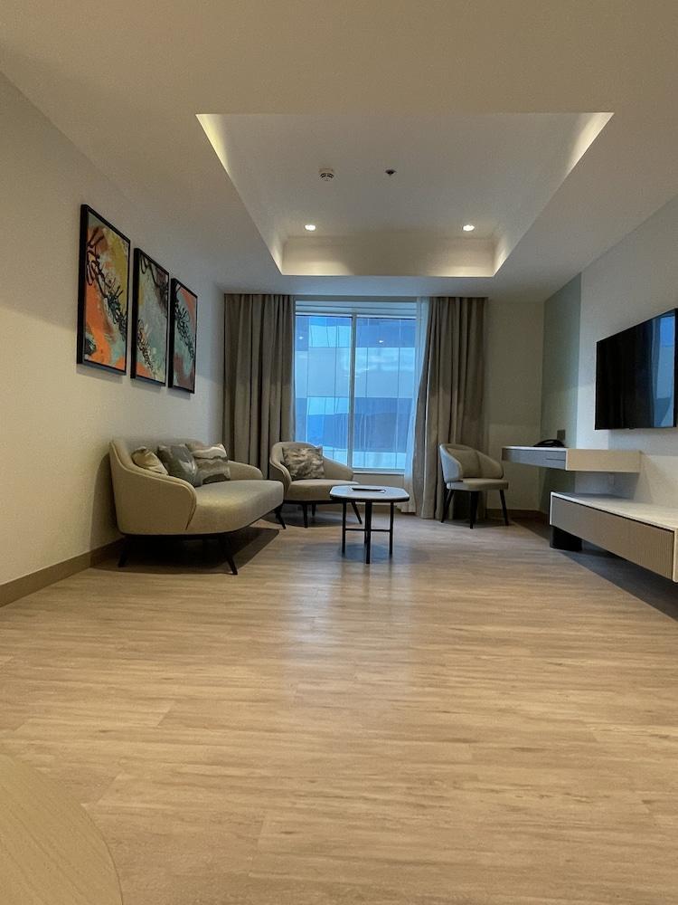 Hotel By Marriott Sheikh Zayed Road,
