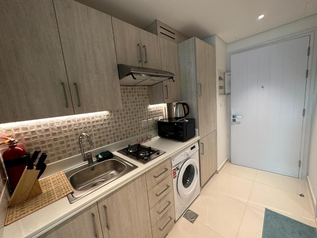 Apartment Seven Palm Residences- Luxury In The Heart Of The Palm *