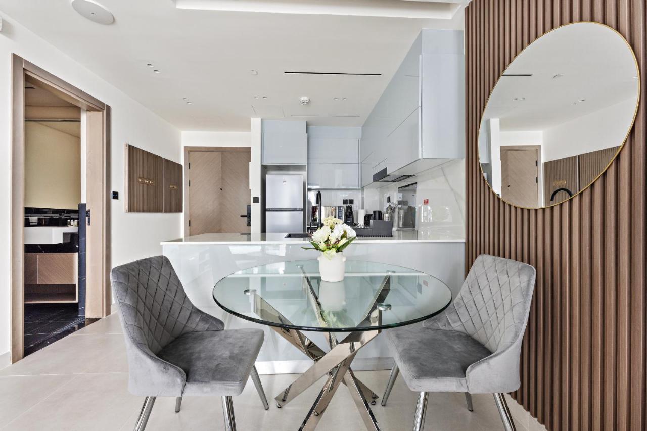 Welhome - Contemporary 1br In Binghatti Canal & Burj Views Dubai