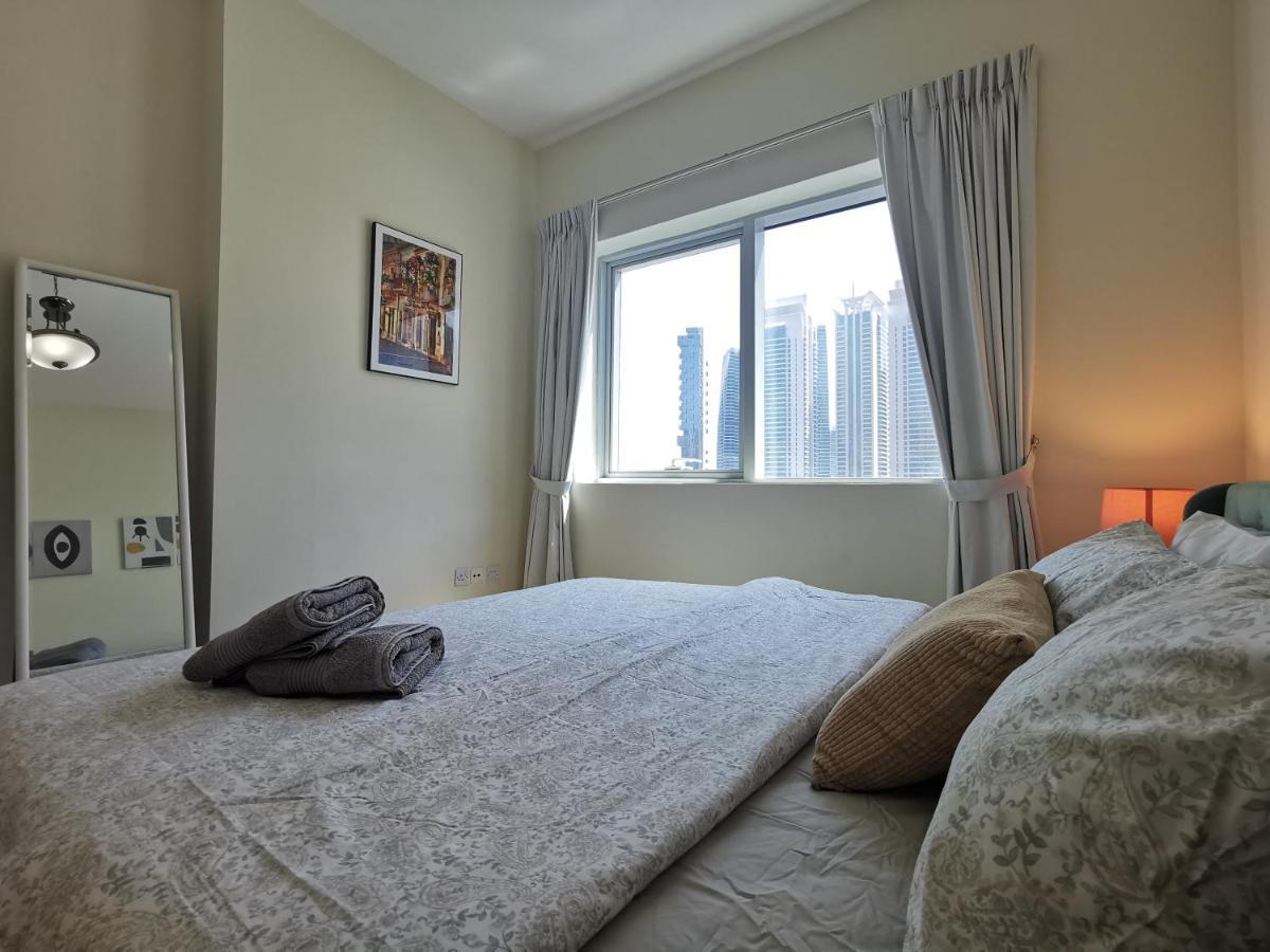 1 Bedroom Renovated In Marina Diamond 3 Close To Tram And Metro