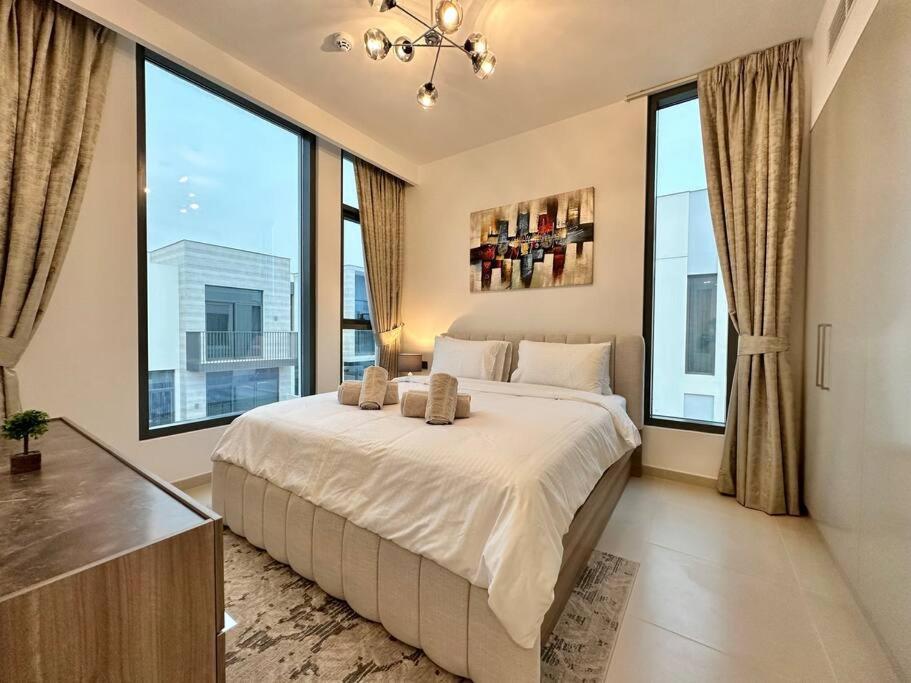 * Dweller * Family Tranquil Sleeps 8 *