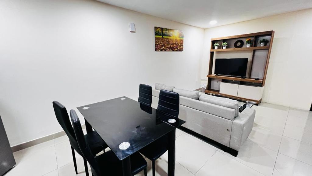 Apartamento Golden Gulf L L C *