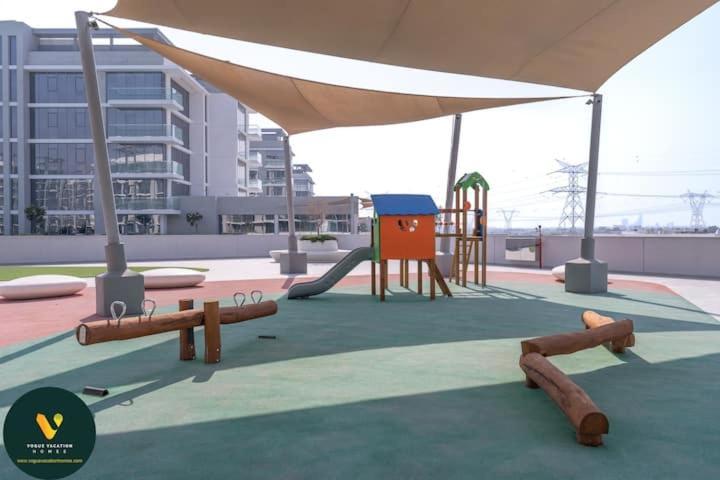 Vogue Lagoon District One Apartment Dubai