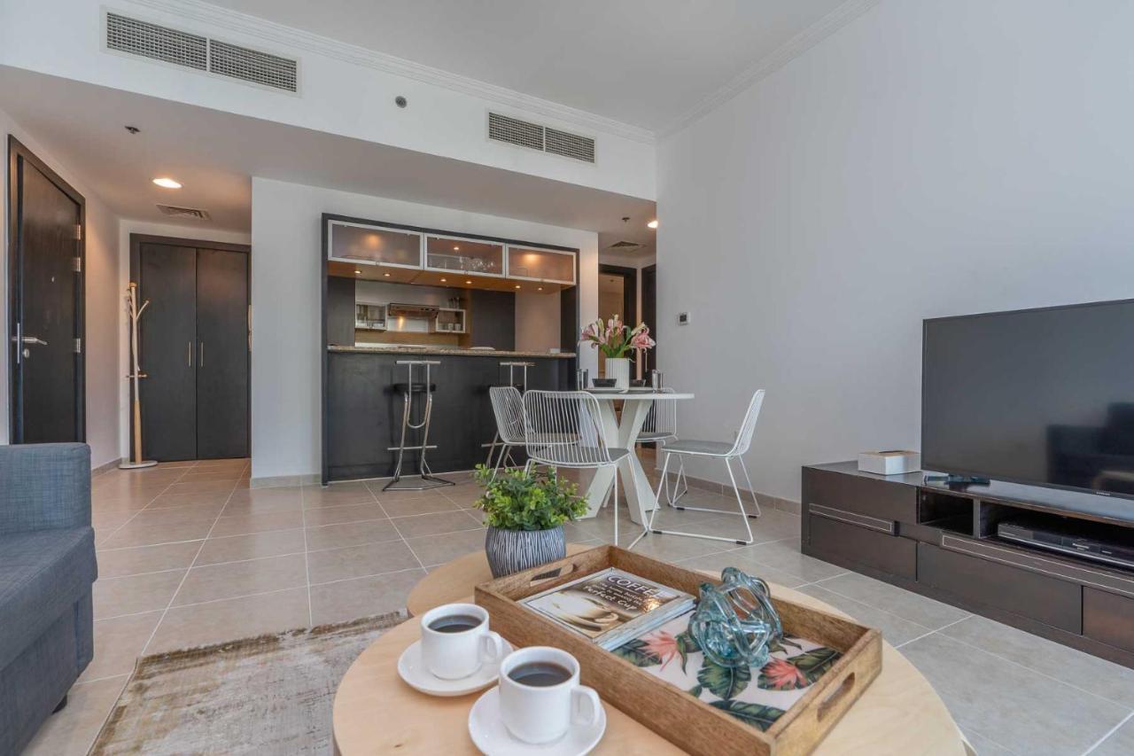 Charming 1 Bedroom - Close To Metro *