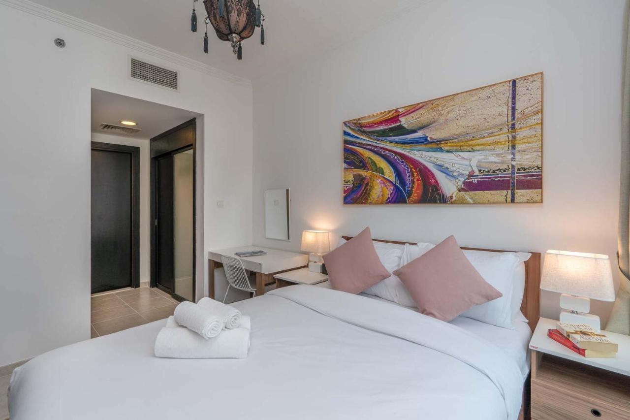 Charming 1 Bedroom - Close To Metro