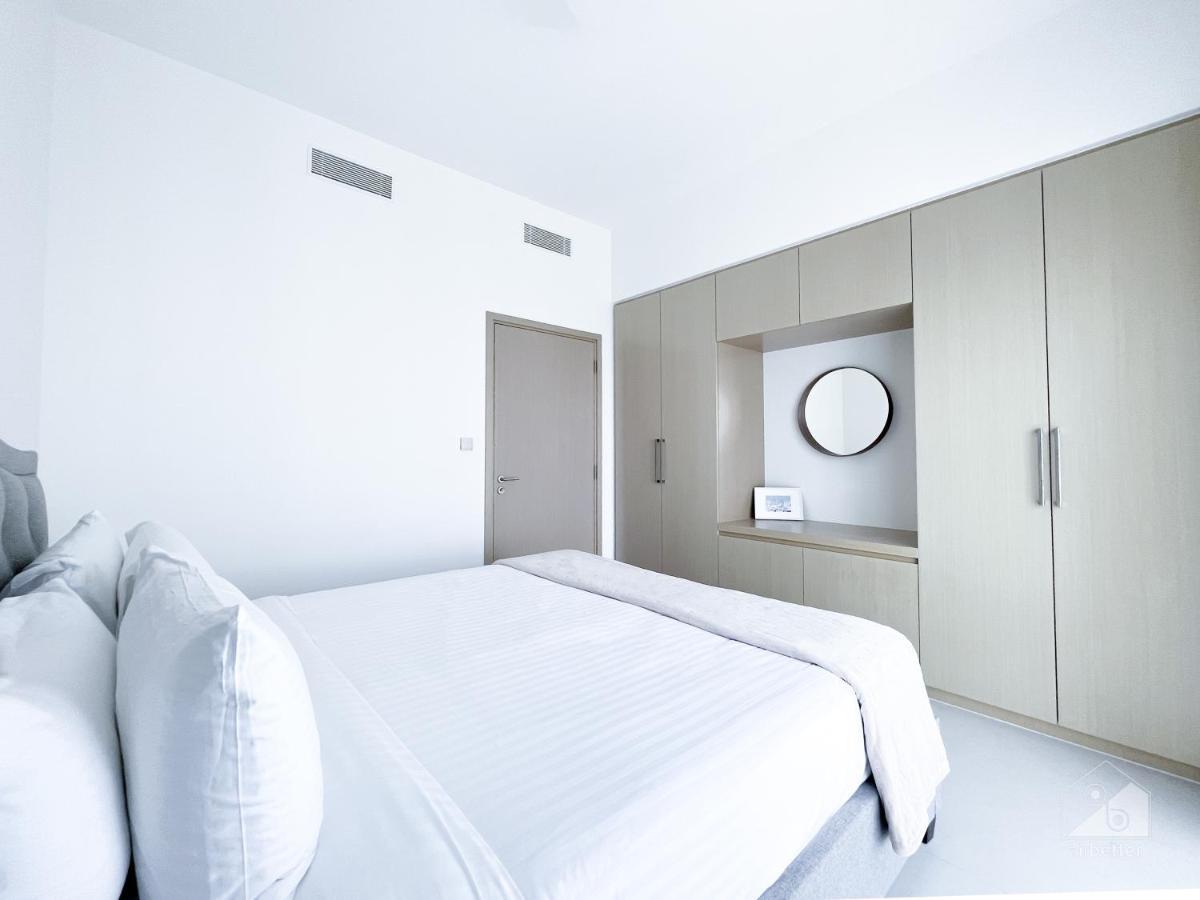 Apartment Luxury Burj Royale Modern View Balcony *