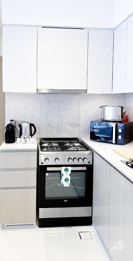 Luxury Burj Royale Modern View Balcony Apartment *